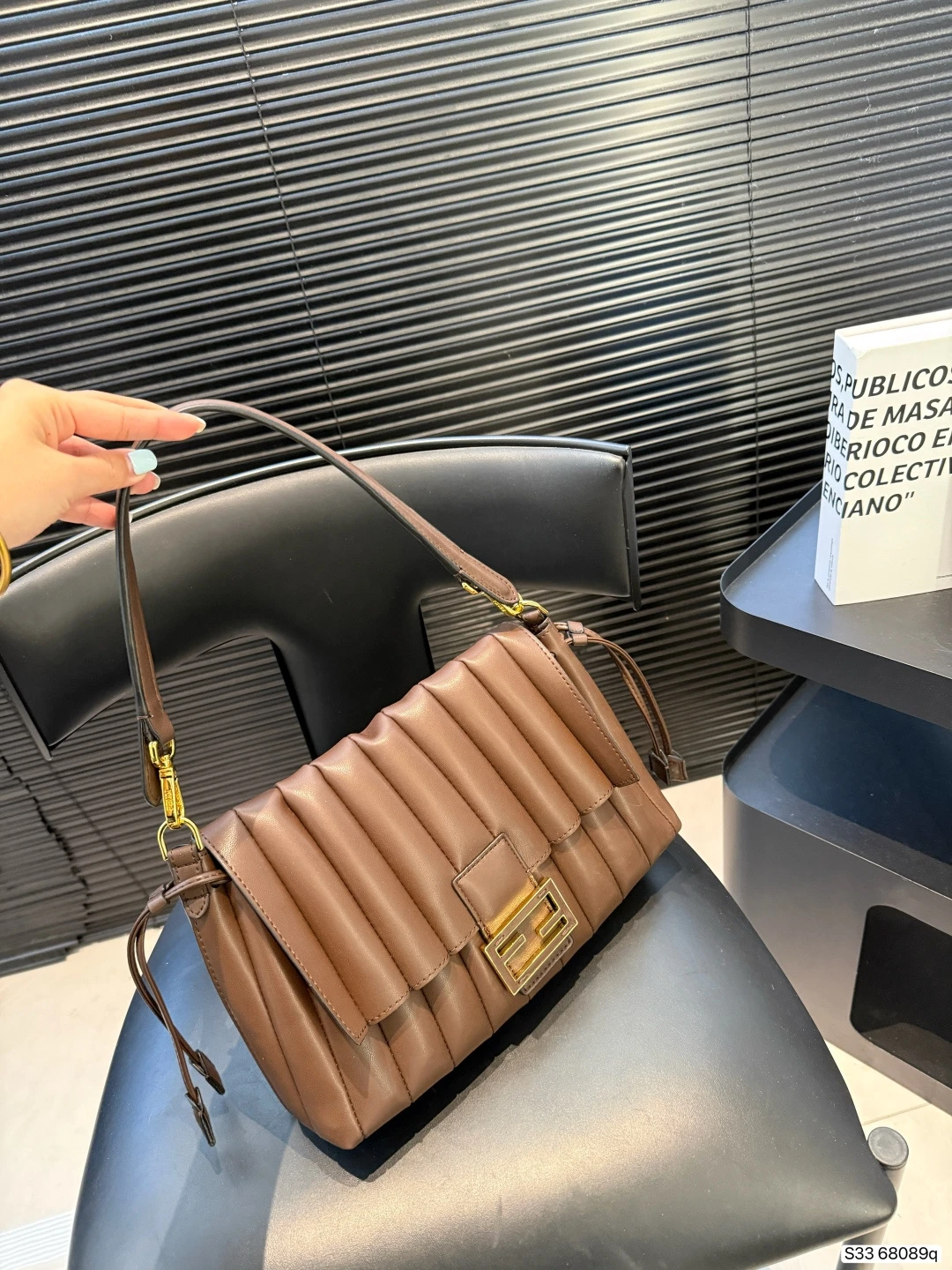 LM-BAG-0118